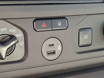 2024 Ford E-450SD 14' BOX TRUCK DRW