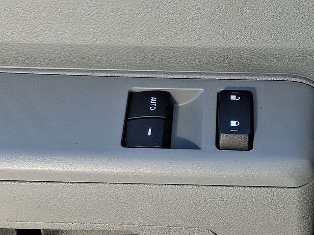 2024 Ford E-450SD 14' BOX TRUCK DRW