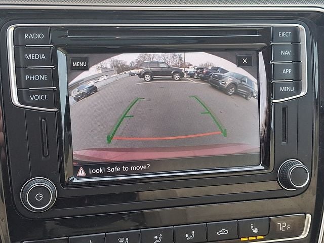 2018 Volkswagen Passat 2.0T SE