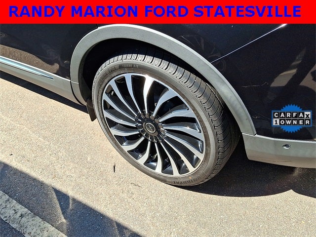 2019 Lincoln Nautilus Black Label