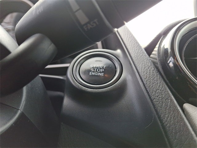 2019 Toyota Yaris LE