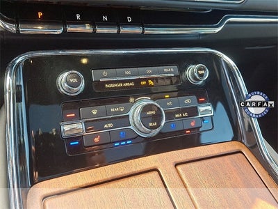 2022 Lincoln Navigator Black Label