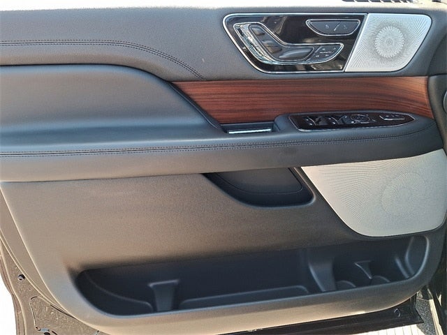 2023 Lincoln Navigator L L Reserve