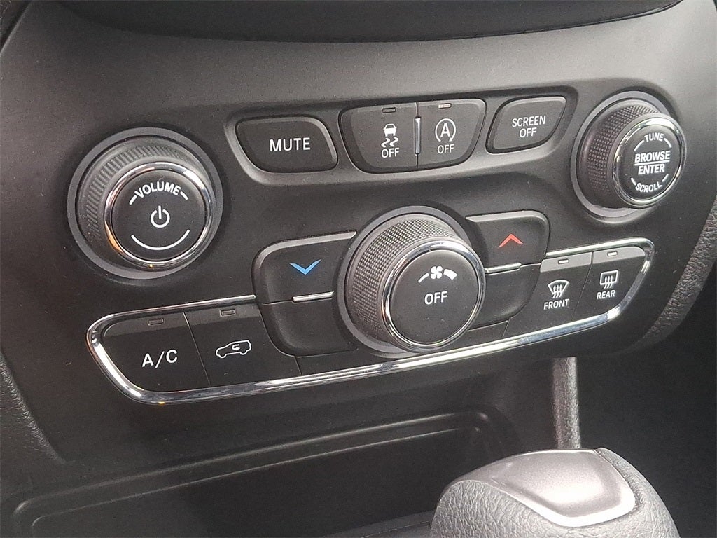 2019 Jeep Cherokee Latitude