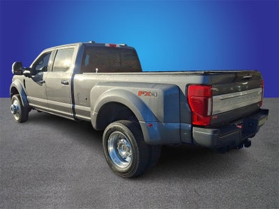 2022 Ford F-450SD Platinum
