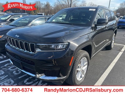 2022 Jeep Grand Cherokee L Laredo 4x4