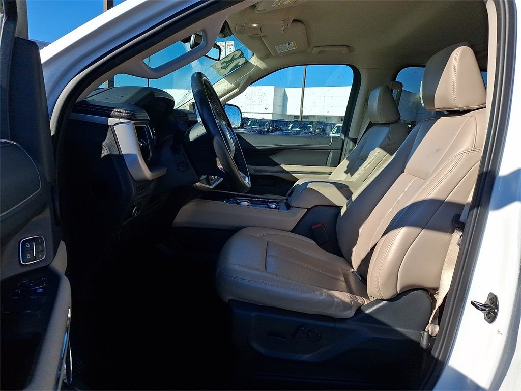 2023 Ford Expedition Max XLT MAX