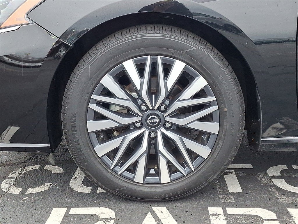 2024 Nissan Altima SV FWD