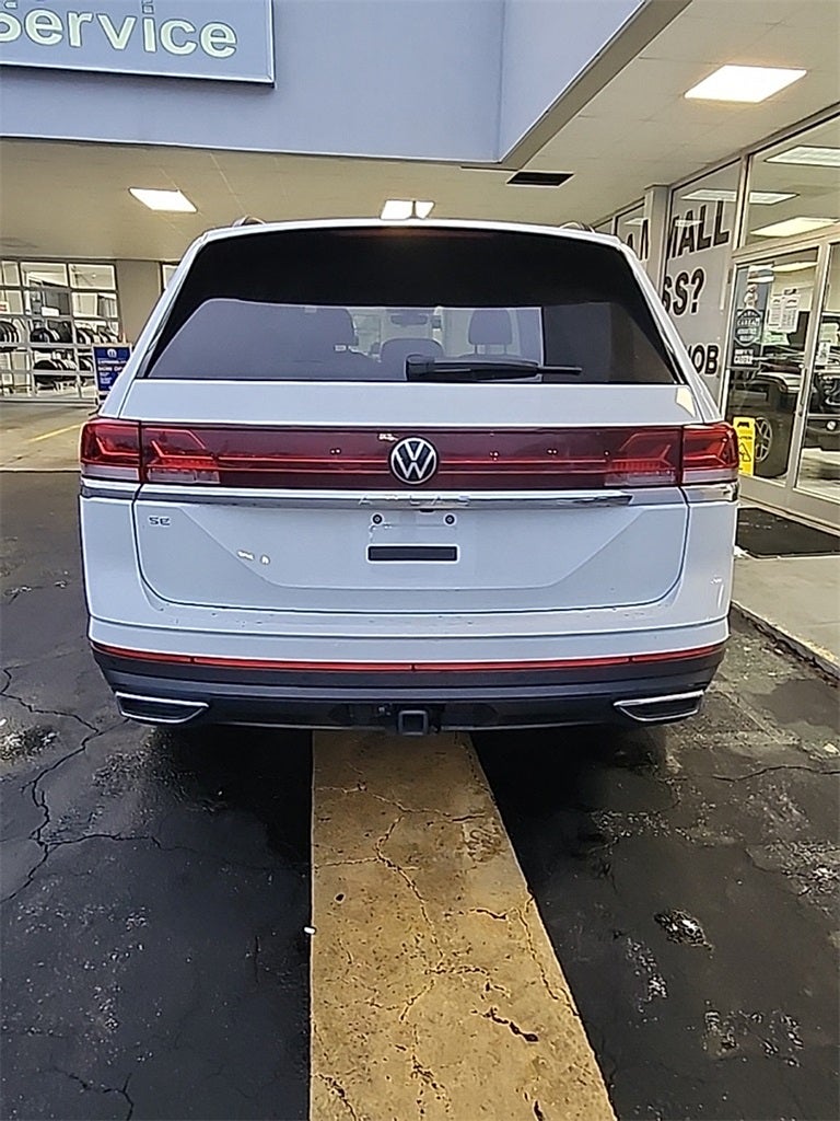 2025 Volkswagen Atlas 2.0T SE w/Technology