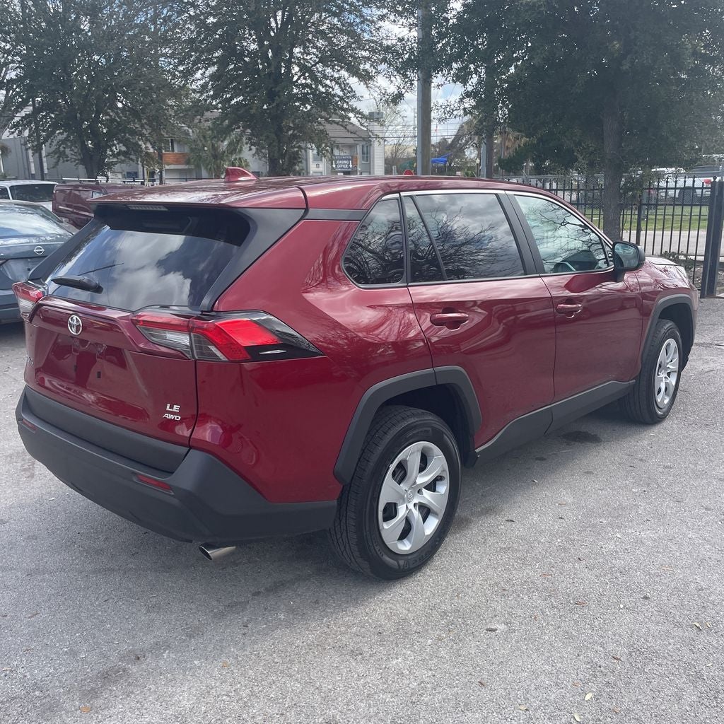2025 Toyota RAV4 LE