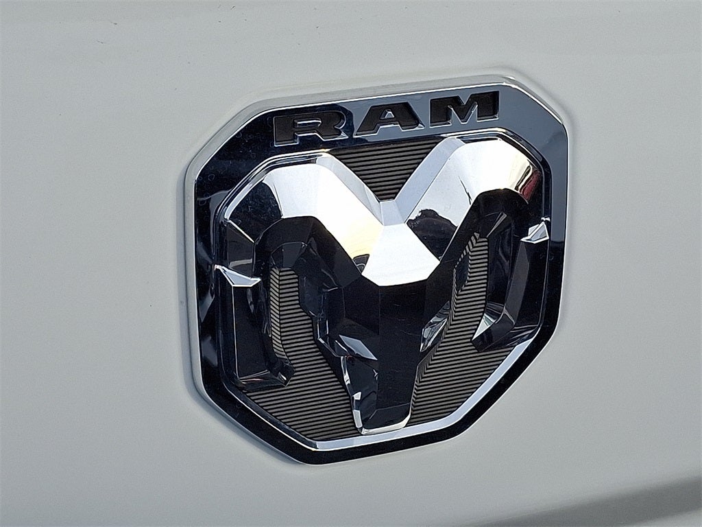 2024 RAM 3500 Big Horn Crew Cab 4x4 8' Box