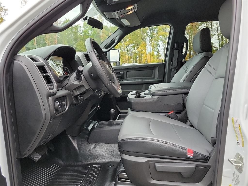 2024 RAM 2500 Tradesman Crew Cab 4x4 8' Box