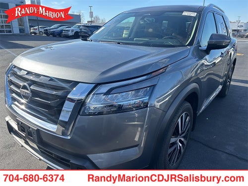 2023 Nissan Pathfinder Platinum