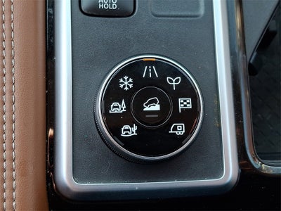 2023 Nissan Pathfinder Platinum 4WD