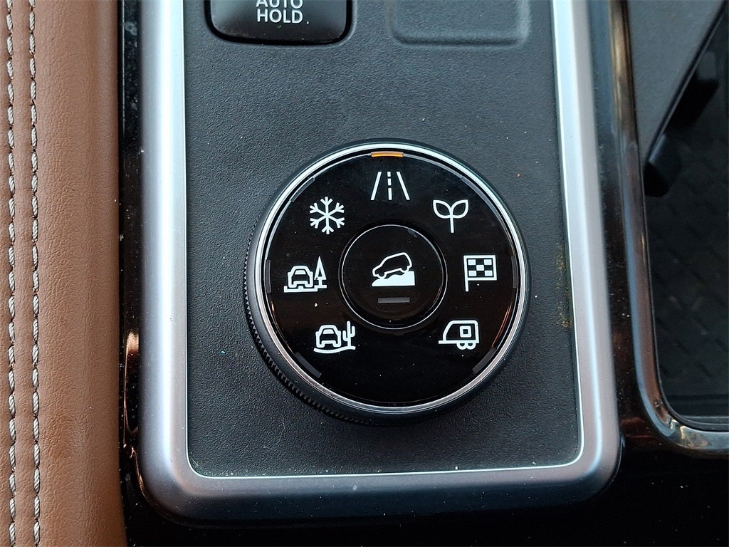 2023 Nissan Pathfinder Platinum 4WD