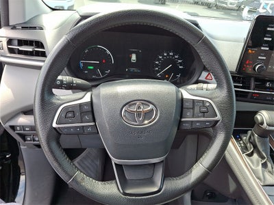 2024 Toyota Sienna XLE