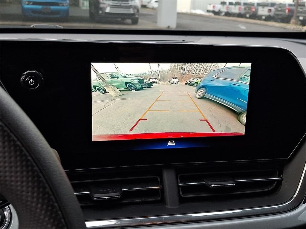 2025 Chevrolet Trax FWD LT