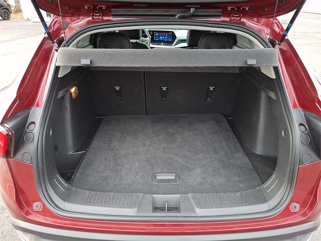 2025 Chevrolet Trax FWD LT