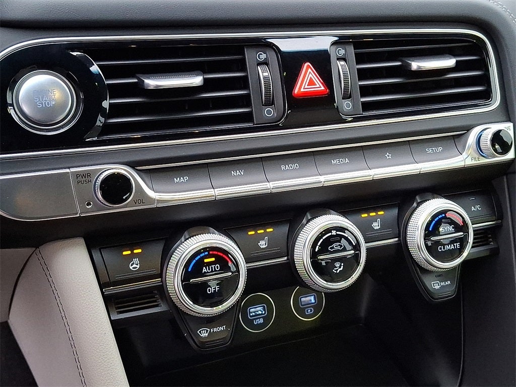 2023 Genesis G70 2.0T AWD