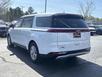 2024 Kia Carnival LX