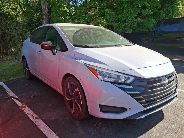 2024 Nissan Versa 1.6 SR