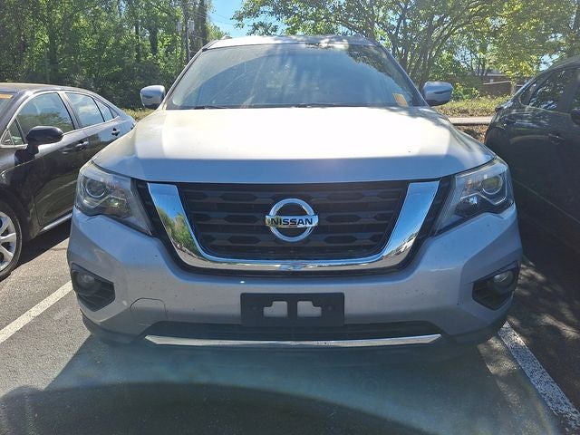 2018 Nissan Pathfinder SV