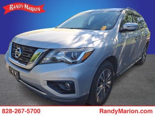 2018 Nissan Pathfinder SV