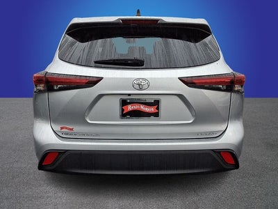 2024 Toyota Highlander LE
