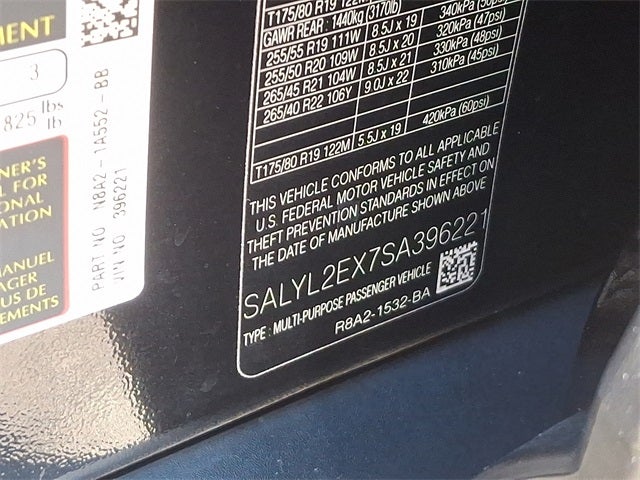 2025 Land Rover Range Rover Velar Dynamic SE