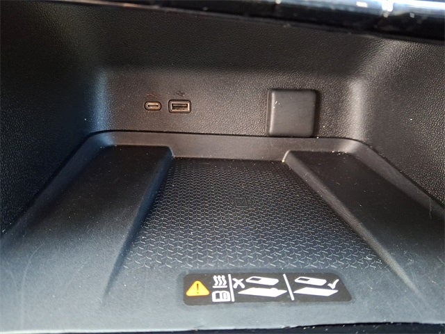 2025 Chevrolet Traverse LT 2LT