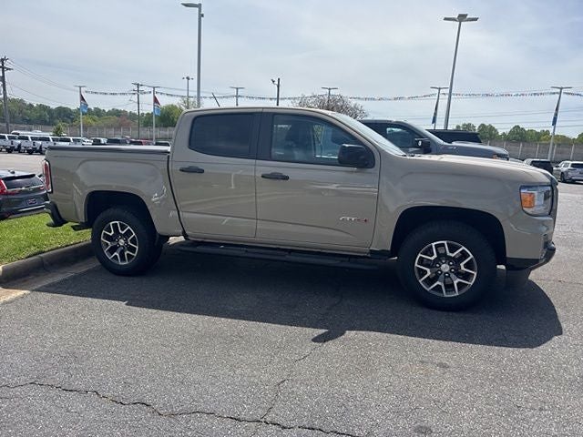 2022 GMC Canyon AT4 w/Cloth