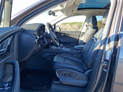 2019 Audi Q7 55 SE Premium Plus quattro