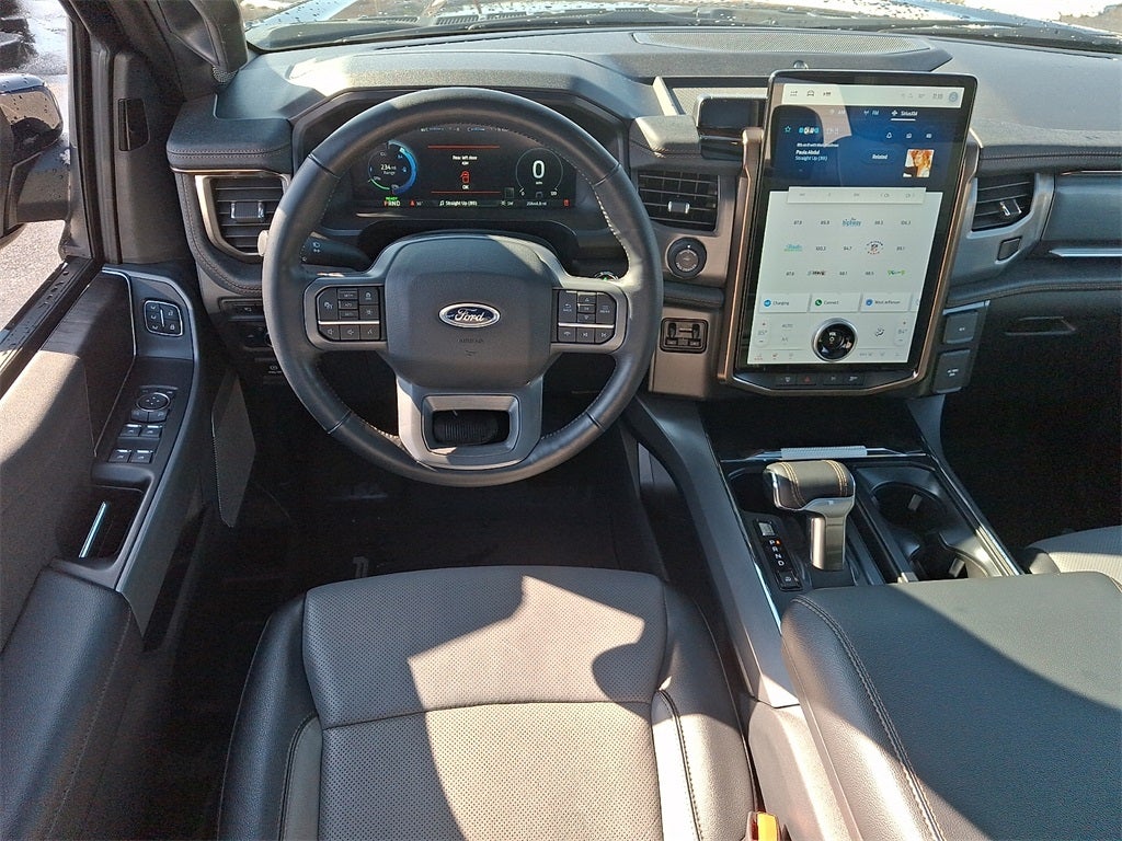 2023 Ford F-150 Lightning Lariat