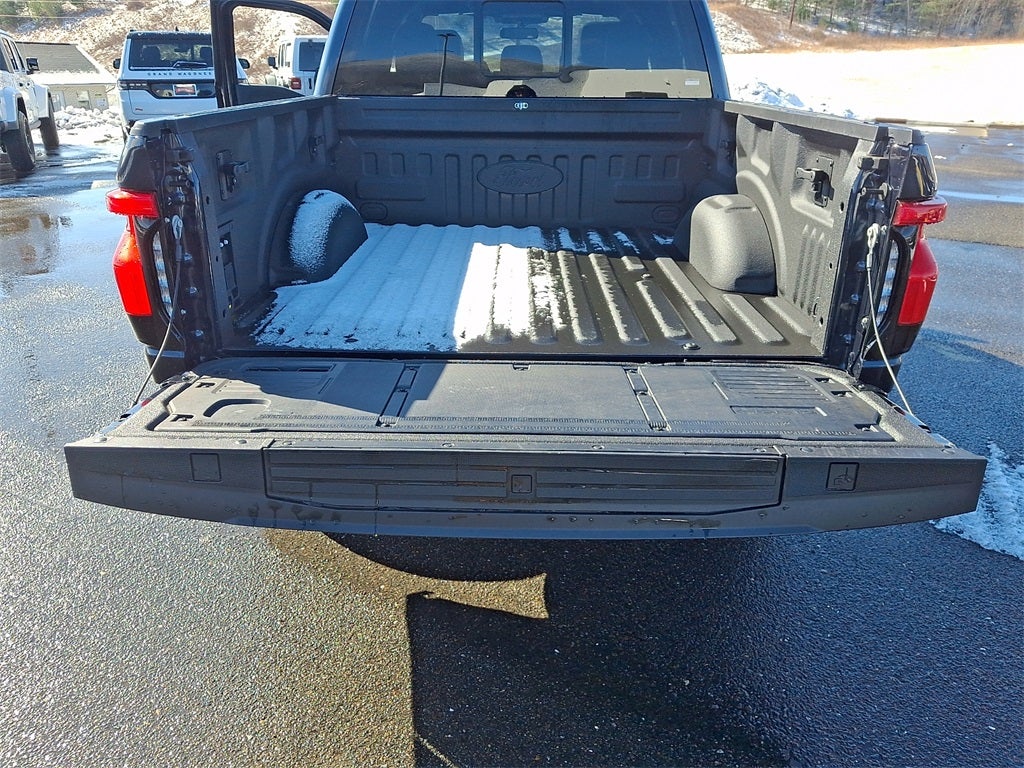 2023 Ford F-150 Lightning Lariat