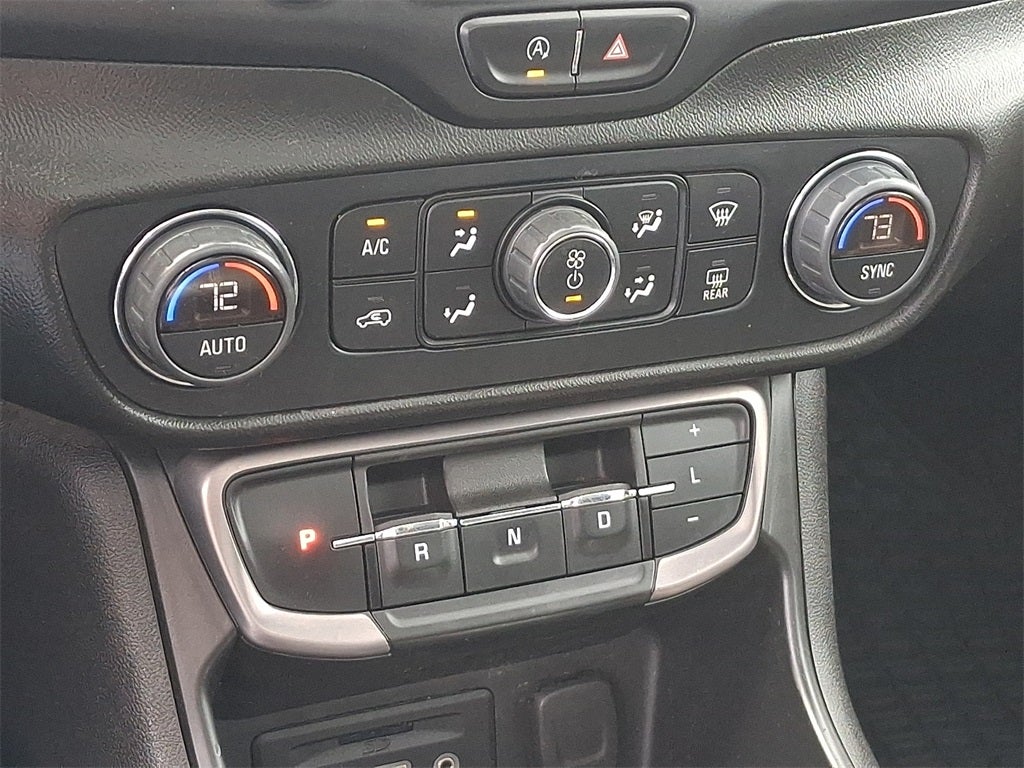 2022 GMC Terrain AT4