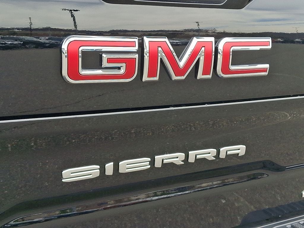 2025 GMC Sierra 1500 AT4X