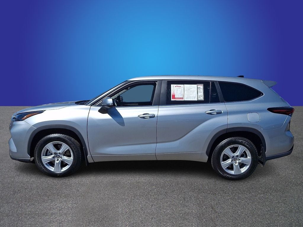 2024 Toyota Highlander LE