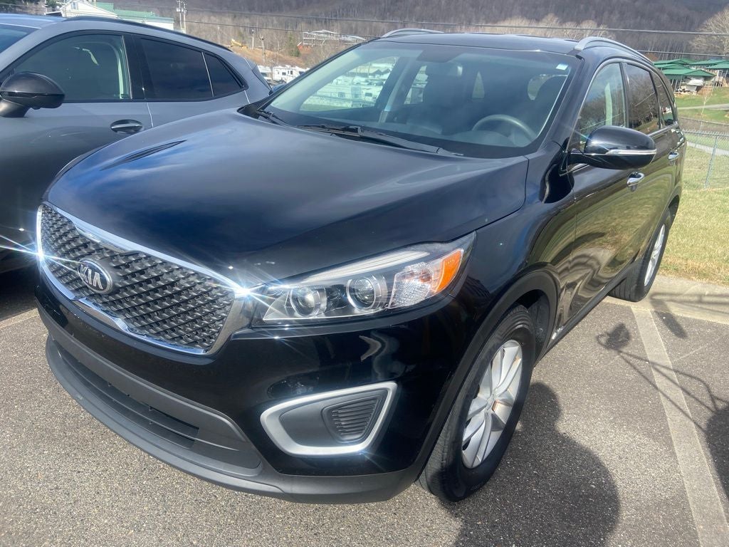 2018 Kia Sorento LX