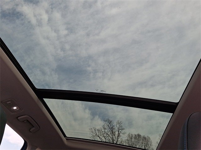 2024 Volkswagen Taos 1.5T SE Black