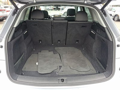 2024 Audi Q5 45 S line Premium quattro