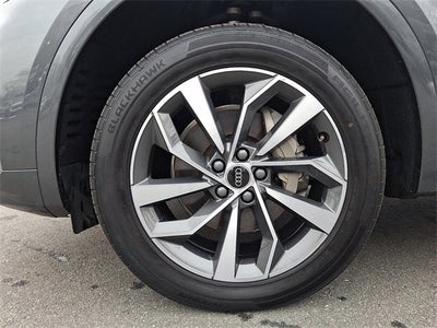 2024 Audi Q5 45 S line Premium quattro