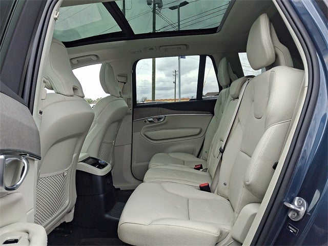 2024 Volvo XC90 Recharge Plug-In Hybrid T8 Core Bright Theme