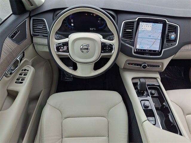 2024 Volvo XC90 Recharge Plug-In Hybrid T8 Core Bright Theme