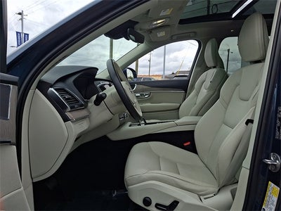 2024 Volvo XC90 Recharge Plug-In Hybrid T8 Core Bright Theme