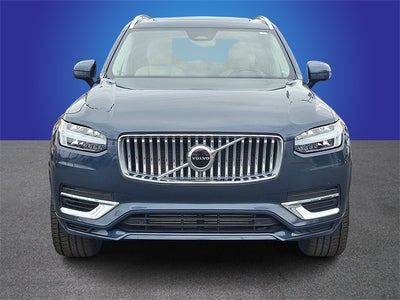 2024 Volvo XC90 Recharge Plug-In Hybrid T8 Core Bright Theme