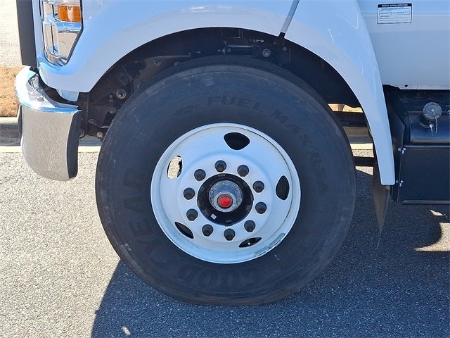 2023 Ford F-650SD Base