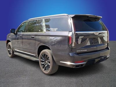 2022 Cadillac Escalade ESV Premium