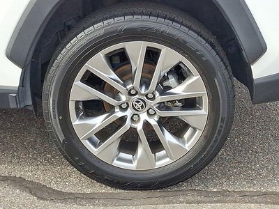 2020 Toyota RAV4 XLE Premium