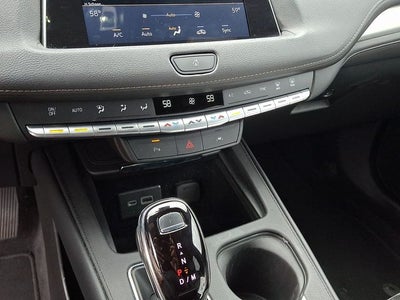 2023 Cadillac XT4 AWD Premium Luxury