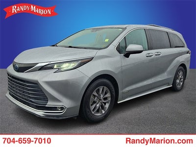 2021 Toyota Sienna XLE 7 Passenger